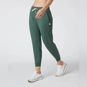 Vuori Women's Heathered Green Jogger Pants xs